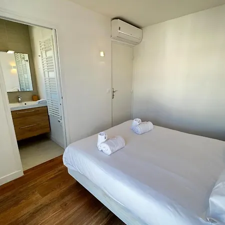 Apartment Beautiful 3 Bedrooms In *